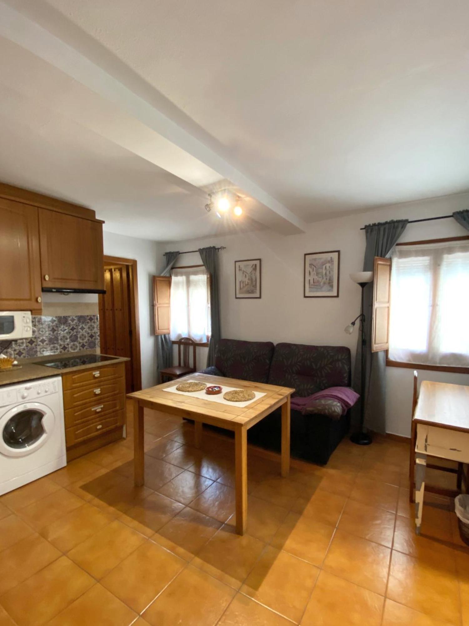 Apartamento Fray Eloy De 1 Habitacion Guadalupe  Luaran gambar